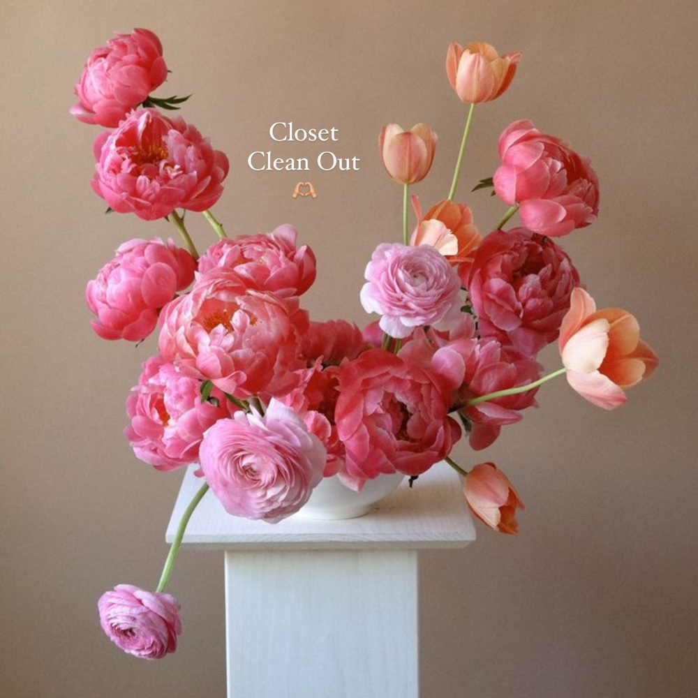 REASONABLE OFFERS ACCEPTED! MOVING SALE! Closet Clean Out! 🫶🏼💓✨